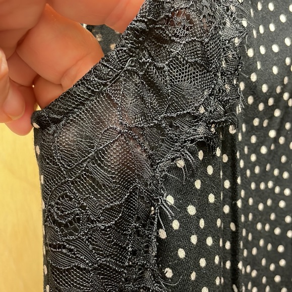 Ann Taylor Loft sleeveless blouse in XS size! - Picture 8 of 12